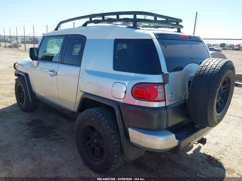 2007 Toyota Fj cruiser VIN JTEZU11F670011918 IAAI salvage auction — SIDE, Original (Texas), sold $2,800 on 2026-07-14 (photo 3)