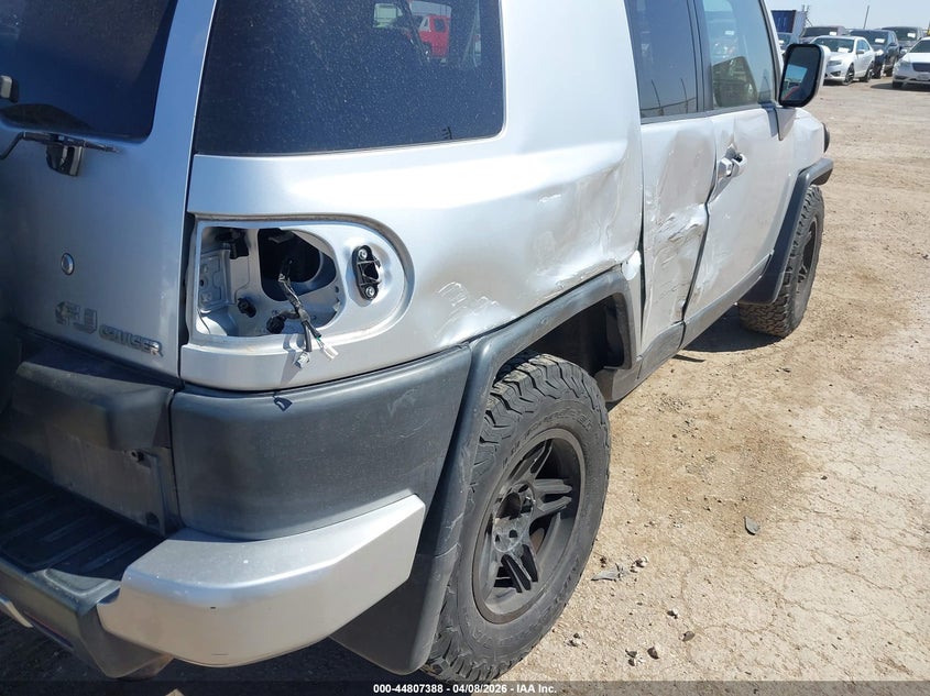 2007 Toyota Fj cruiser VIN JTEZU11F670011918 IAAI salvage auction — SIDE, Original (Texas), sold $2,800 on 2026-07-14 (photo 6)