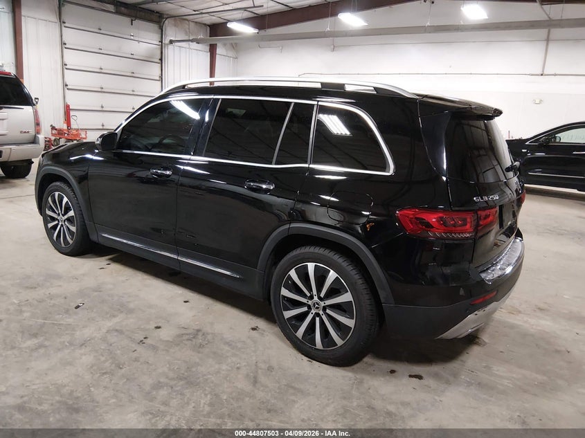 2022 Mercedes-benz Glb VIN W1N4M4HB5NW246719 IAAI salvage auction — RIGHT FRONT, Salvage Title, sold $7,800 on 2026-07-11 (photo 3)
