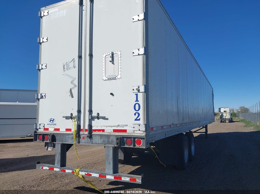 2015 Hyundai translead inc Unknown VIN 3H3V532C6FT658114 IAAI salvage auction — SIDE, Wait Title, sold $25 on 2026-09-23 (photo 4)