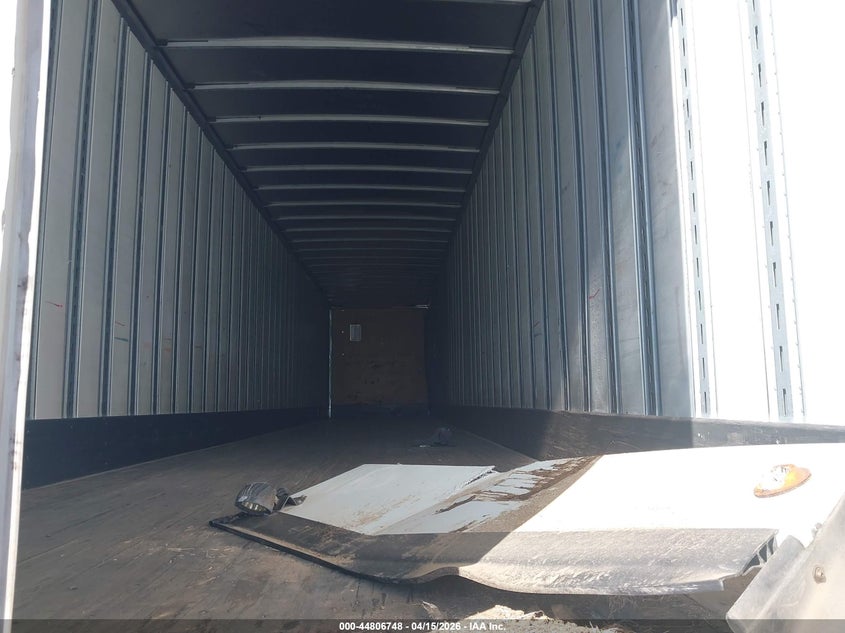 2015 Hyundai translead inc Unknown VIN 3H3V532C6FT658114 IAAI salvage auction — SIDE, Wait Title, sold $25 on 2026-09-23 (photo 8)