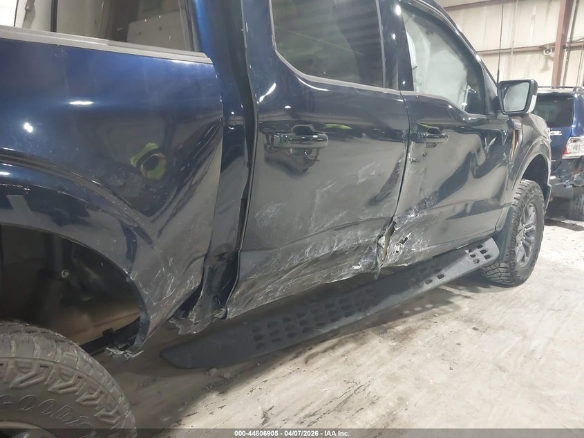 2023 Ford F-150 VIN 1FTEW1E88PFB97676 IAAI salvage auction — RIGHT SIDE, Salvage Title, sold $22,075 on 2026-07-20 (photo 6)