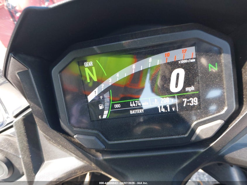 2020 Kawasaki Ninja VIN ML5EXEN18LDA11516 IAAI salvage auction — RIGHT FRONT, Salvage (Illinois), sold $1,600 on 2026-07-28 (photo 7)