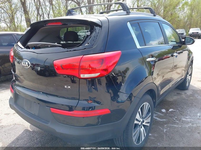 2015 Kia Sportage VIN KNDPCCAC7F7672878 IAAI salvage auction — HAIL, Salvage Title, sold $2,550 on 2026-07-15 (photo 4)