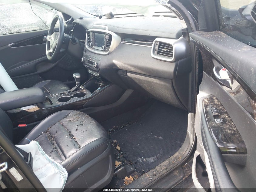 2020 Kia Sorento VIN 5XYPH4A51LG706725 IAAI salvage auction — ROLLOVER, Salvage Title, sold $625 on 2026-07-30 (photo 5)