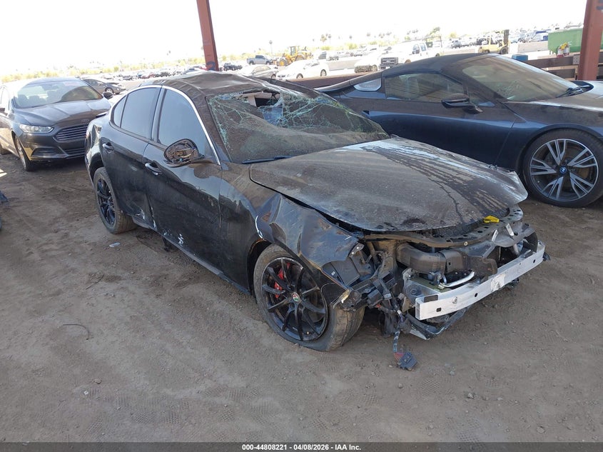 2020 Alfa romeo Giulia VIN ZARFAMAN6L7624976 IAAI salvage auction — ROLLOVER, Salvage Title, sold $300 on 2026-07-14 (photo 1)