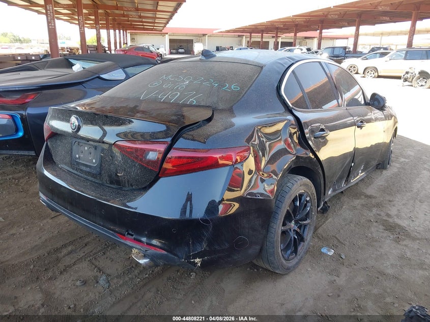 2020 Alfa romeo Giulia VIN ZARFAMAN6L7624976 IAAI salvage auction — ROLLOVER, Salvage Title, sold $300 on 2026-07-14 (photo 4)