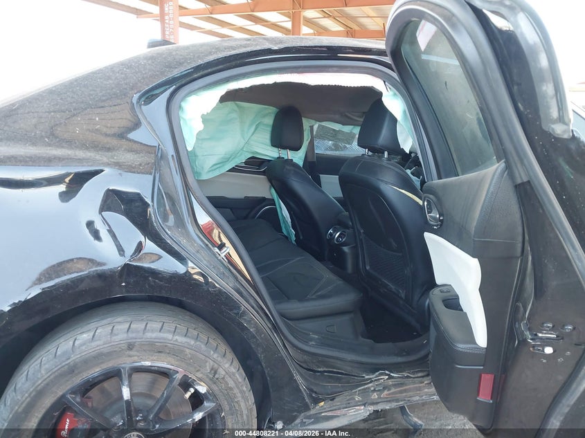 2020 Alfa romeo Giulia VIN ZARFAMAN6L7624976 IAAI salvage auction — ROLLOVER, Salvage Title, sold $300 on 2026-07-14 (photo 8)