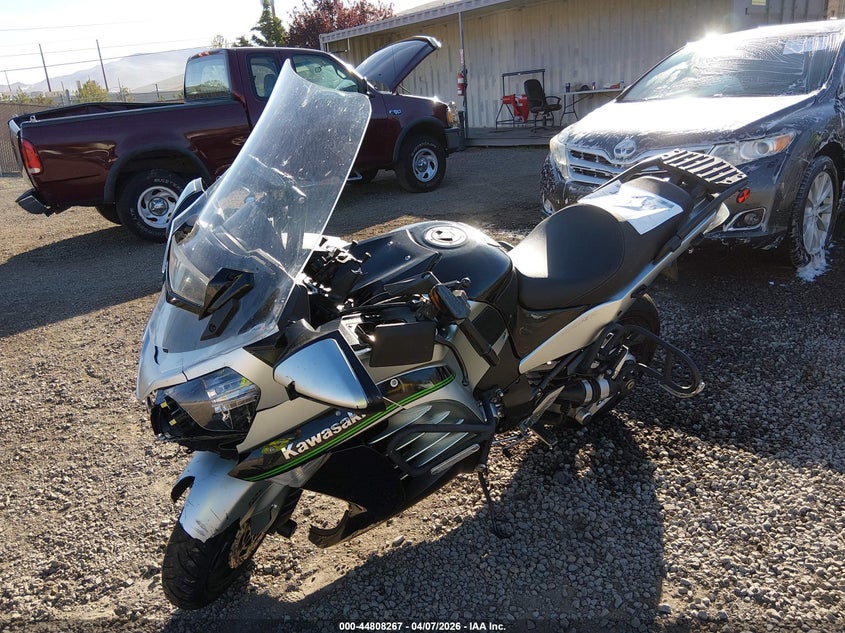 2020 Kawasaki Zg1400 VIN JKBZGNE11LA013345 IAAI salvage auction — FRONT END, Wait Title, sold $2,300 on 2026-07-21 (photo 2)