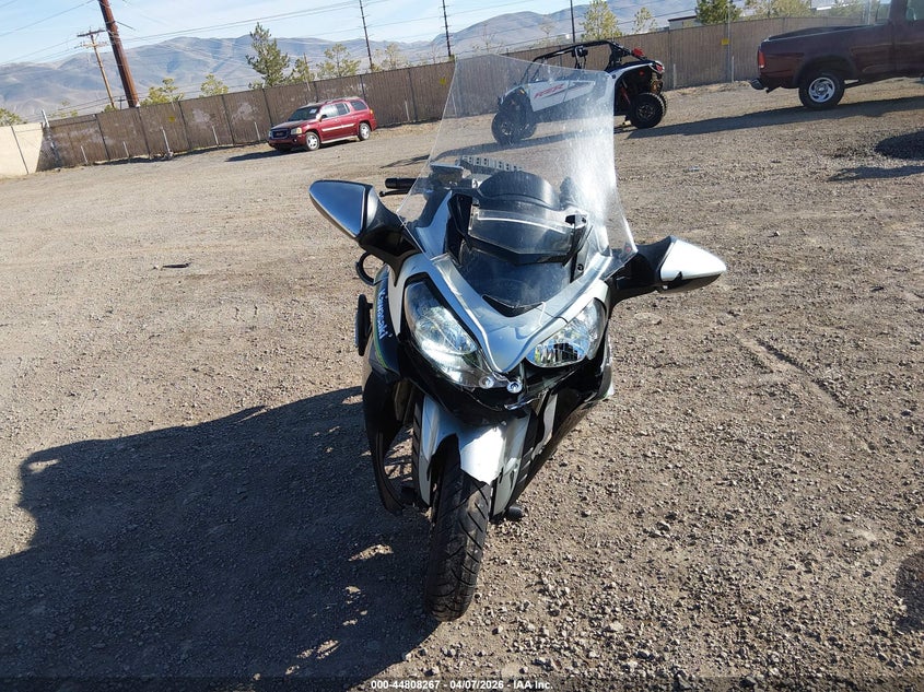2020 Kawasaki Zg1400 VIN JKBZGNE11LA013345 IAAI salvage auction — FRONT END, Wait Title, sold $2,300 on 2026-07-21 (photo 5)