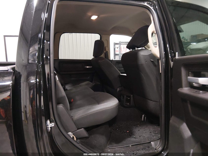 2019 Ram 2500 VIN 3C6UR5CJ6KG622164 IAAI salvage auction — BIO HAZARD, Salvage (Colorado), sold $3,325 on 2026-07-22 (photo 8)