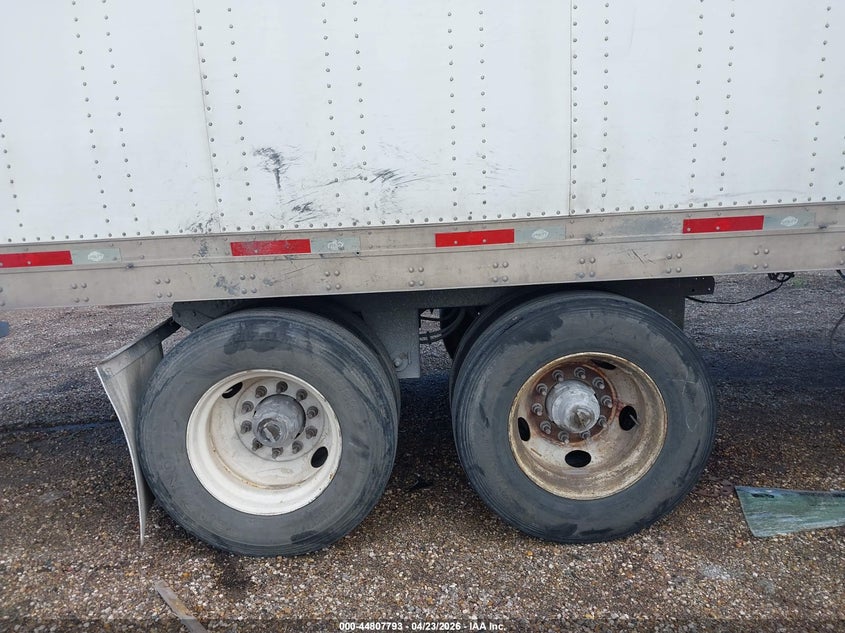 2013 Utility trailer mfg Utility trailer mfg VIN 1UYVS2531DP632602 IAAI salvage auction — SIDE, Clear (Texas), sold $325 on 2026-07-29 (photo 5)