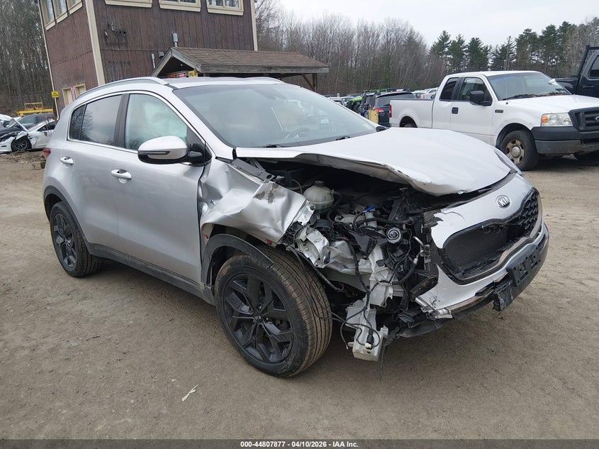 2021 Kia Sportage VIN KNDP6CAC5M7849402 IAAI salvage auction — RIGHT FRONT, Salvage (Vermont), sold $3,350 on 2026-07-23 (photo 6)