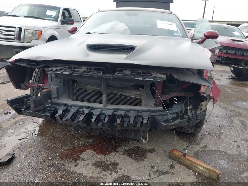 2018 Dodge Challenger VIN 2C3CDZFJ7JH152008 IAAI salvage auction — FRONT END, Salvage (Texas), sold $6,100 on 2026-07-09 (photo 6)