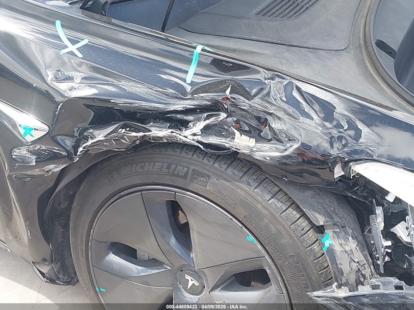 2020 Tesla Model 3 VIN 5YJ3E1EA0LF743222 IAAI salvage auction — RIGHT SIDE, Original (Texas), sold $8,500 on 2026-09-17 (photo 6)