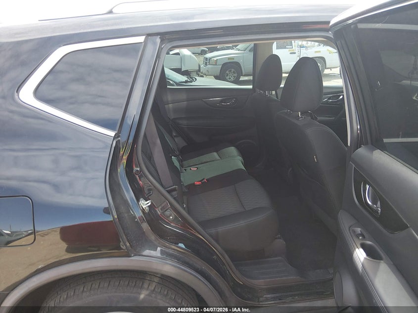 2019 Nissan Rogue VIN KNMAT2MV8KP555138 IAAI salvage auction — RIGHT SIDE, Salvage (Colorado), sold $2,250 on 2026-07-07 (photo 8)