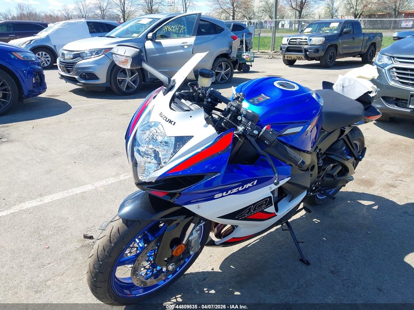 2026 Suzuki Gsx-r VIN JS1GN7FAXT7100895 IAAI salvage auction — FRONT & REAR, Salvage Title, sold $3,550 on 2026-07-21 (photo 2)