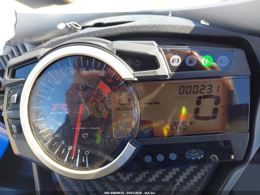 2026 Suzuki Gsx-r VIN JS1GN7FAXT7100895 IAAI salvage auction — FRONT & REAR, Salvage Title, sold $3,550 on 2026-07-21 (photo 7)