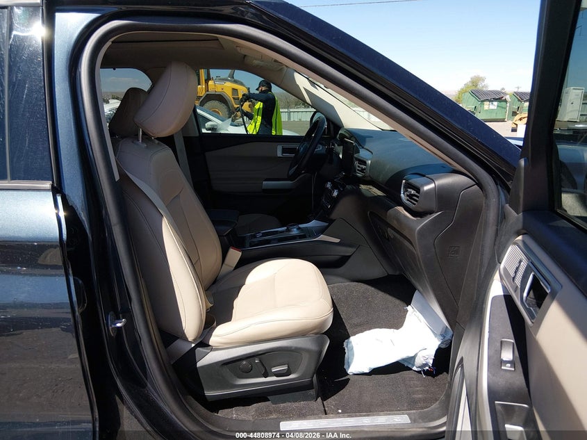 2023 Ford Explorer VIN 1FMSK8FH3PGB29197 IAAI salvage auction — FRONT END, Salvage Title, sold $12,600 on 2026-07-05 (photo 5)