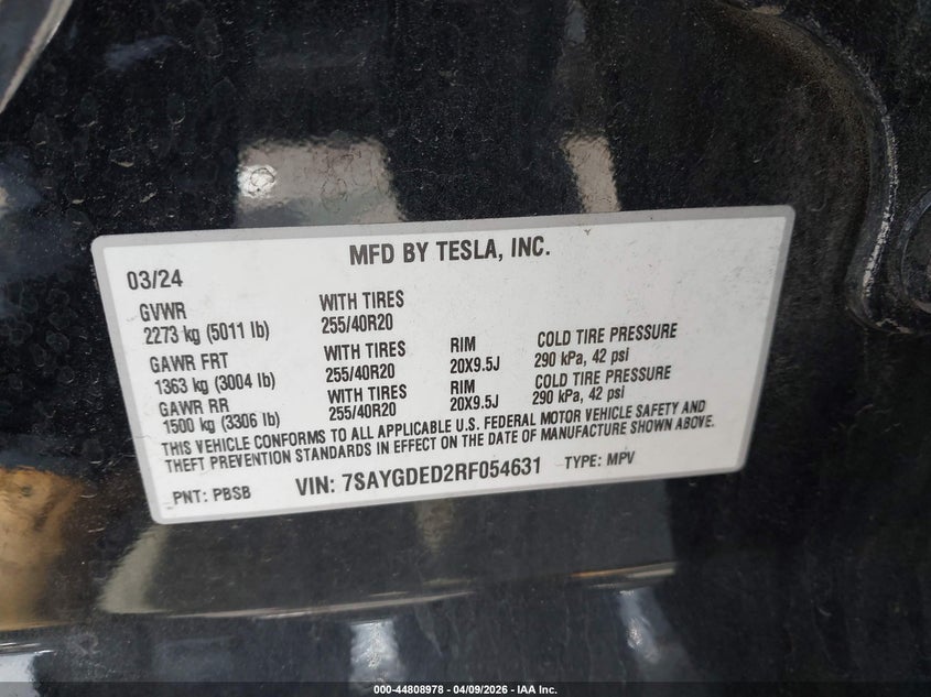 2024 Tesla Model y VIN 7SAYGDED2RF054631 IAAI salvage auction — FRONT END, Salvage Title, sold $7,800 on 2026-07-24 (photo 9)