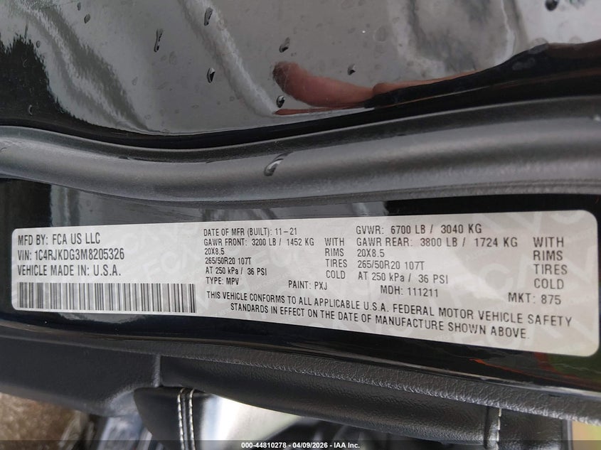 2021 Jeep Grand cherokee VIN 1C4RJKDG3M8205326 IAAI salvage auction — FRONT END, Salvage Title, sold $5,600 on 2026-08-08 (photo 9)