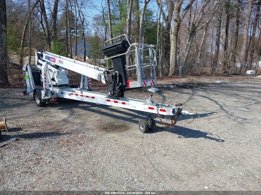 2022  Dino 210xtb ii boom lift VIN YGDC210XTN0003947 IAAI salvage auction — REAR END, Salvage (New Jersey), sold $21,750 on 2026-08-19 (photo 1)