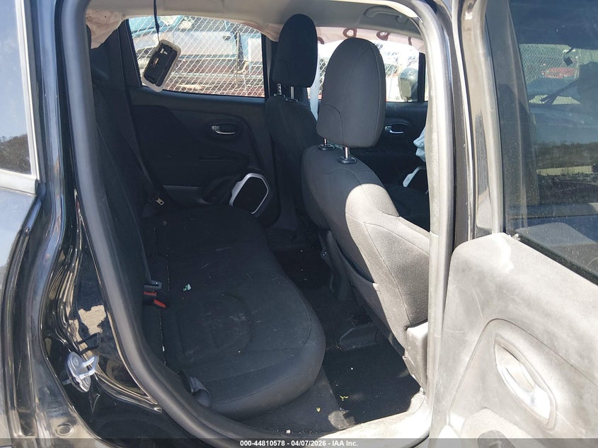 2018 Jeep Renegade VIN ZACCJBBB3JPG97602 IAAI salvage auction — FRONT END, Salvage (West Virginia), sold $300 on 2026-07-09 (photo 8)