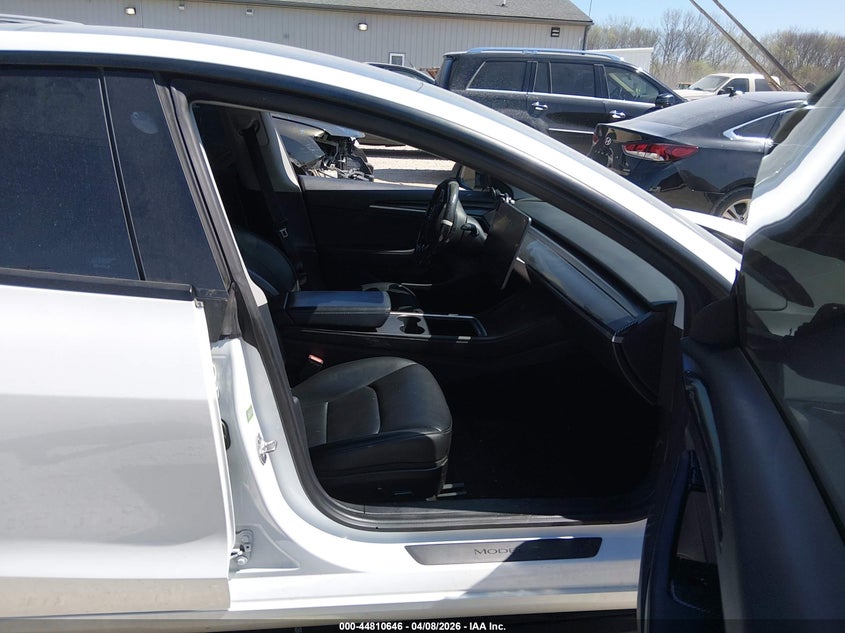 2021 Tesla Model 3 VIN 5YJ3E1EA1MF986619 IAAI salvage auction — FRONT & REAR, Salvage (Kentucky), sold $3,975 on 2026-07-09 (photo 5)