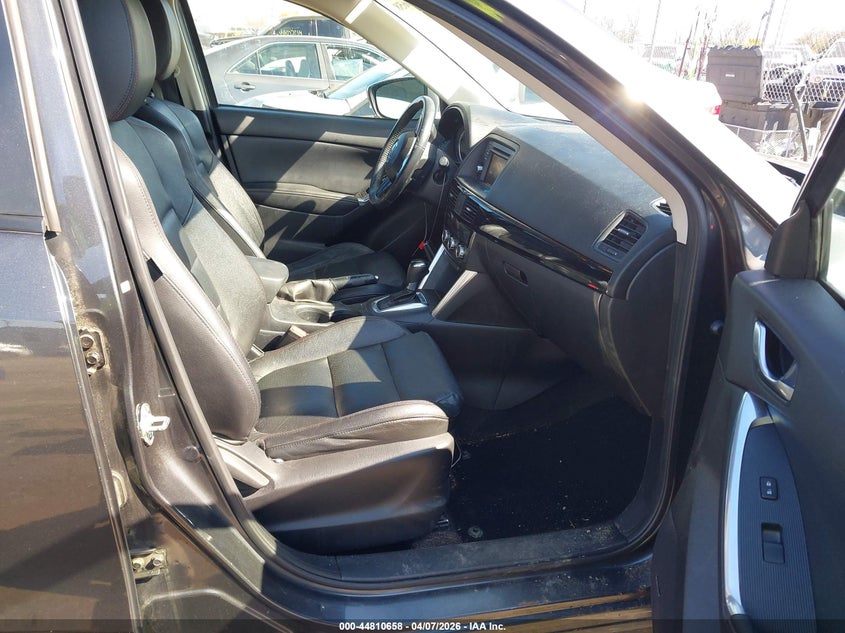 2015 Mazda Cx-5 VIN JM3KE4DY8F0445409 IAAI salvage auction — LEFT SIDE, Wait Title, sold $325 on 2026-07-29 (photo 5)