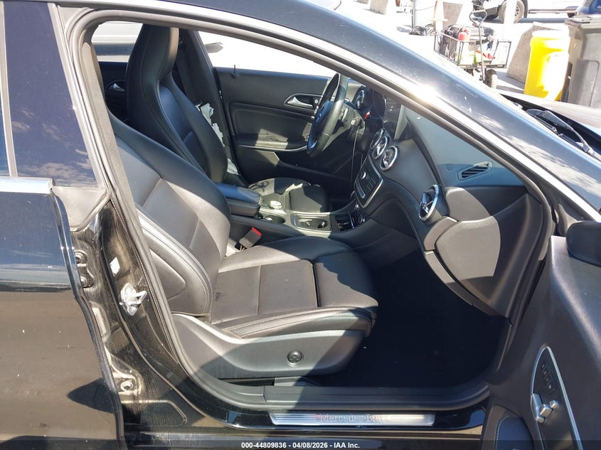 2019 Mercedes-benz Cla-klasse VIN WDDSJ4EBXKN751223 IAAI salvage auction — FRONT END, Salvage Title, sold $5,350 on 2026-07-29 (photo 5)