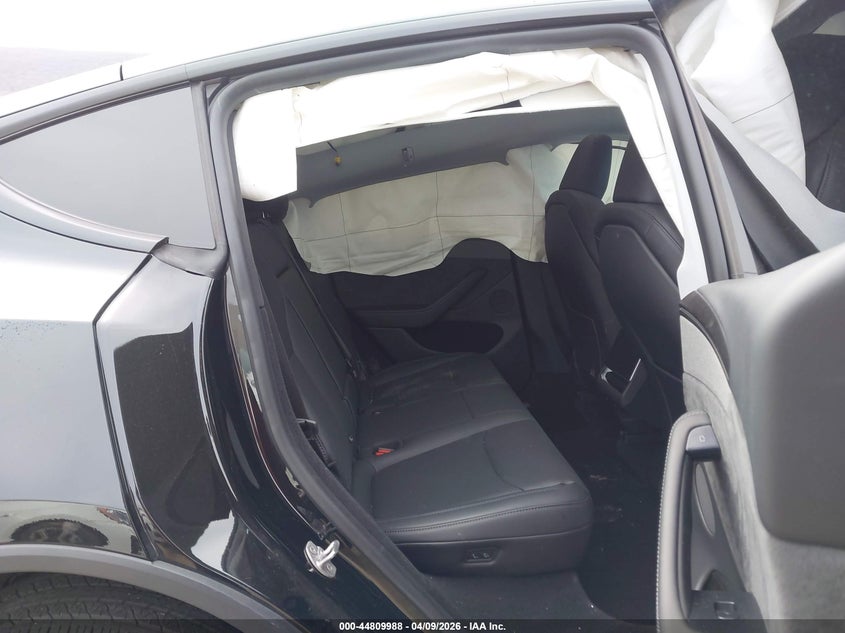 2026 Tesla Model y VIN 7SAYGDEE3TF554040 IAAI salvage auction — FRONT END, Salvage Title, sold $16,900 on 2026-08-29 (photo 8)