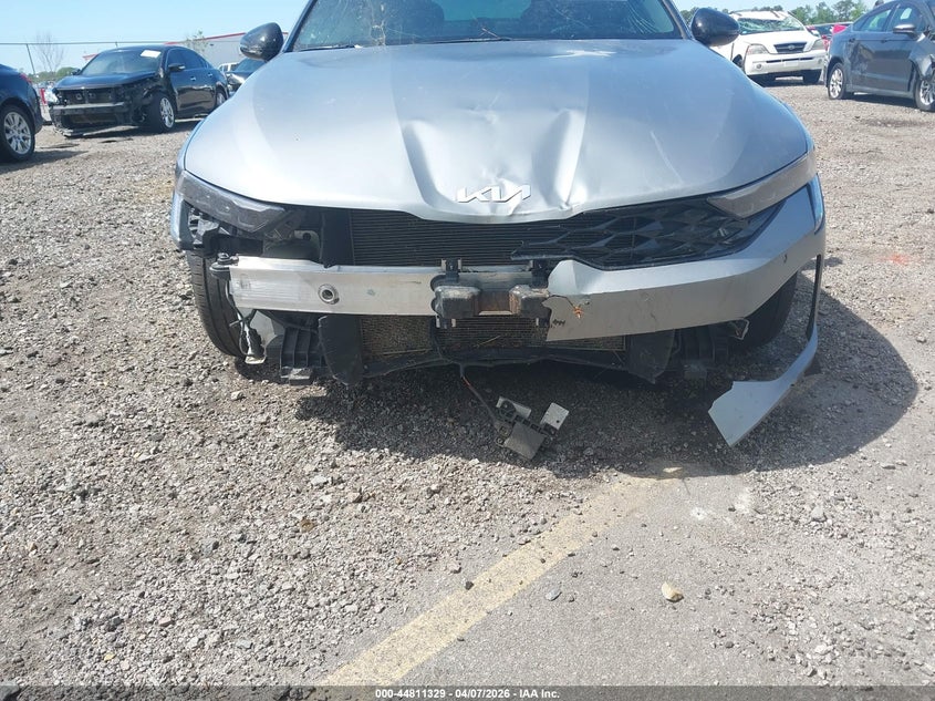 2025 Kia K5 VIN KNAG64J76S5278520 IAAI salvage auction — FRONT END, Salvage Title, sold $9,500 on 2026-07-29 (photo 6)