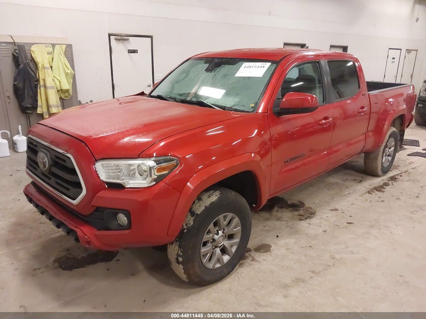 2019 Toyota Tacoma VIN 5TFDZ5BN6KX044947 IAAI salvage auction — FRONT END, Clear (Michigan), sold $10,950 on 2026-07-28 (photo 2)