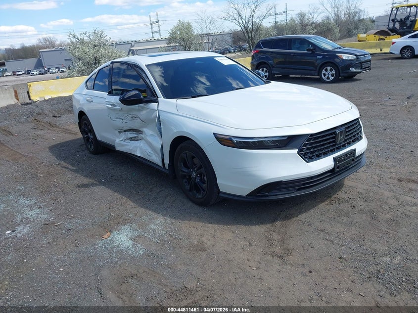 2025 Honda Accord VIN 1HGCY1F44SA056978 — IAAI salvage auction photo