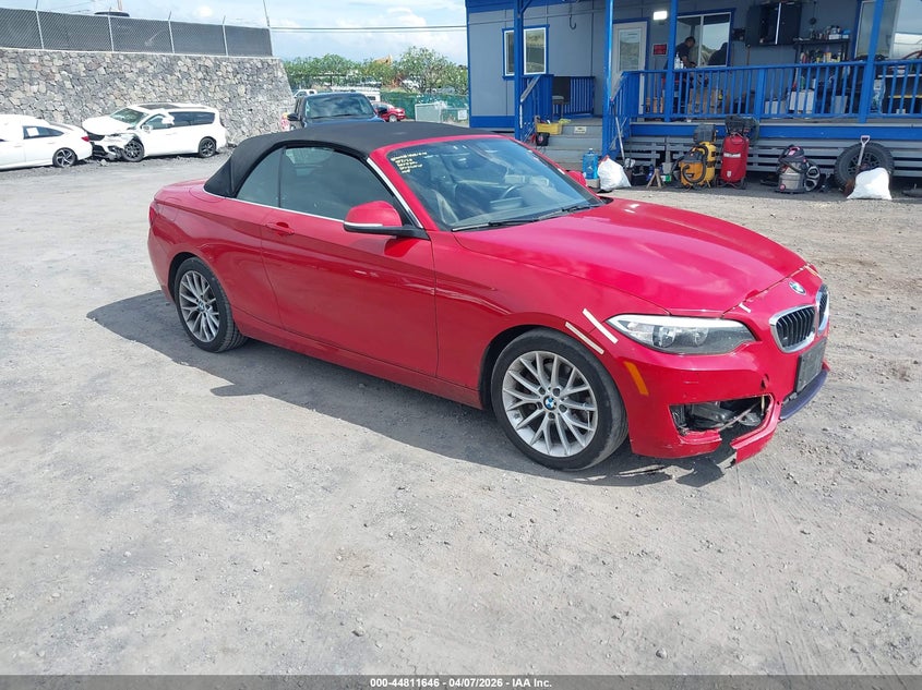 2016 BMW 2er VIN WBA1L9C52GV324858 IAAI salvage auction — FRONT END, Clear (Hawaii), sold $3,425 on 2026-08-18 (photo 1)