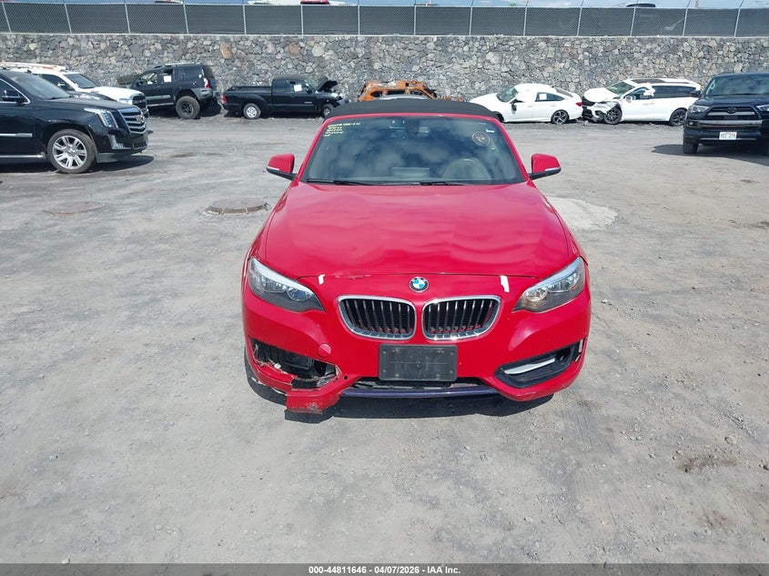 2016 BMW 2er VIN WBA1L9C52GV324858 IAAI salvage auction — FRONT END, Clear (Hawaii), sold $3,425 on 2026-08-18 (photo 6)