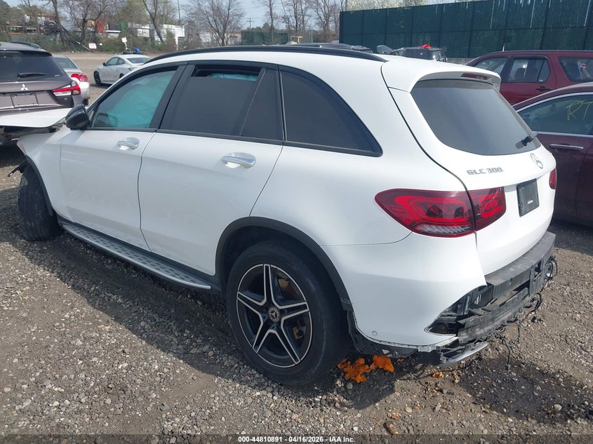 2021 Mercedes-benz Glc VIN W1N0G8EB3MV284195 IAAI salvage auction — BIO HAZARD, Wait Title, sold $1,650 on 2026-07-28 (photo 3)