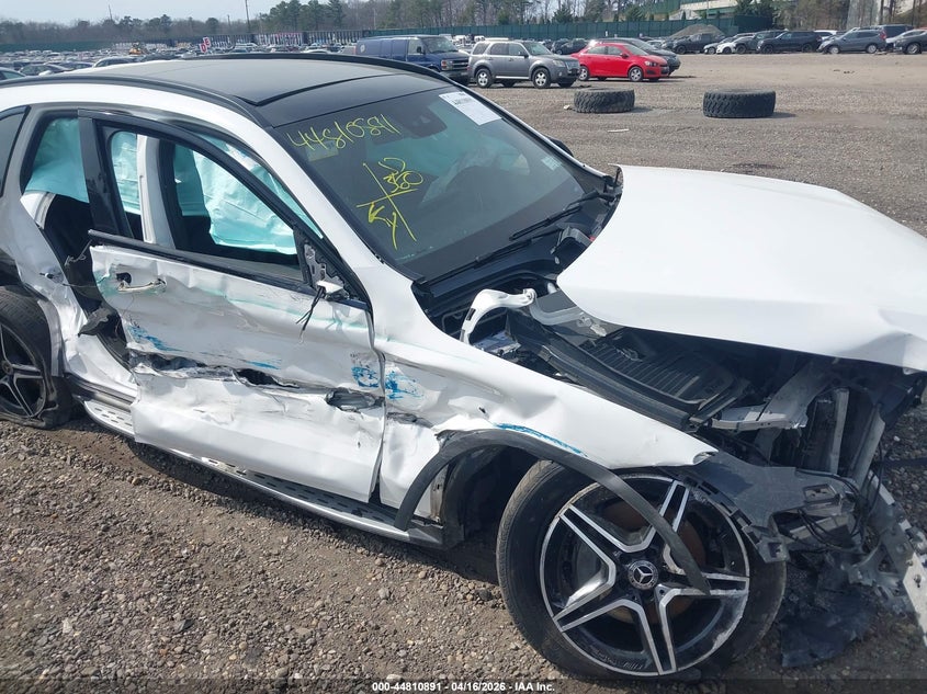 2021 Mercedes-benz Glc VIN W1N0G8EB3MV284195 IAAI salvage auction — BIO HAZARD, Wait Title, sold $1,650 on 2026-07-28 (photo 6)