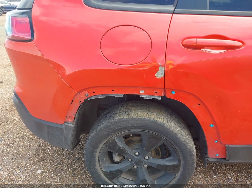 2021 Jeep Cherokee VIN 1C4PJLLB9MD237370 IAAI salvage auction — FRONT END, Salvage Title, sold $4,250 on 2026-07-10 (photo 6)