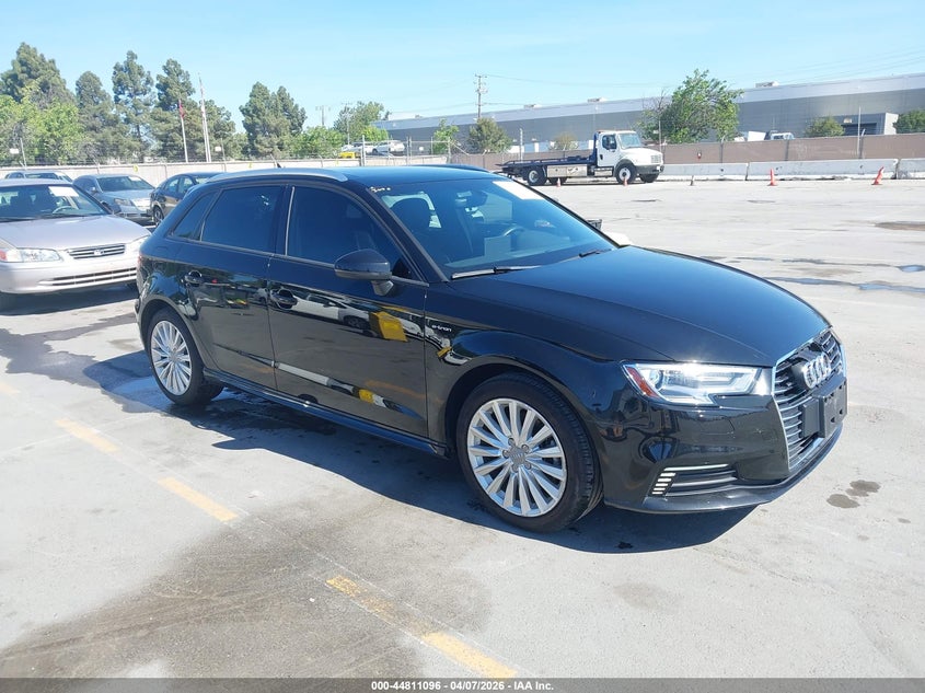 2018 Audi A3 VIN WAUUPBFFXJA084633 IAAI salvage auction — FRONT END, Salvage (California), sold $3,250 on 2026-07-29 (photo 1)
