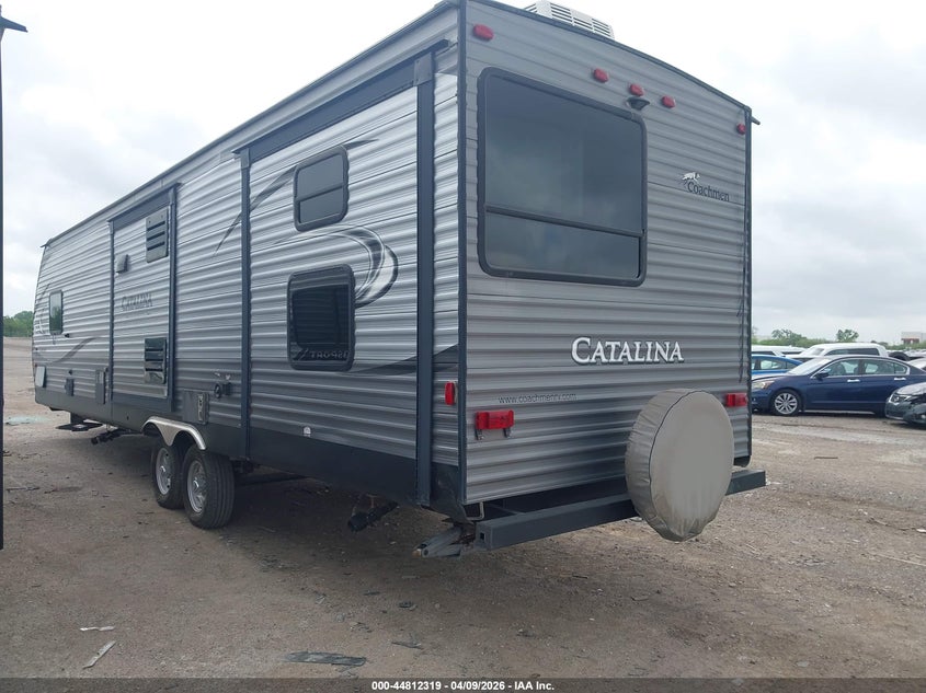 2017 Coachmen Catalina VIN 5ZT2CAYB7JT011426 IAAI salvage auction — UNKNOWN, Original (Texas), sold $9,550 on 2026-07-07 (photo 3)