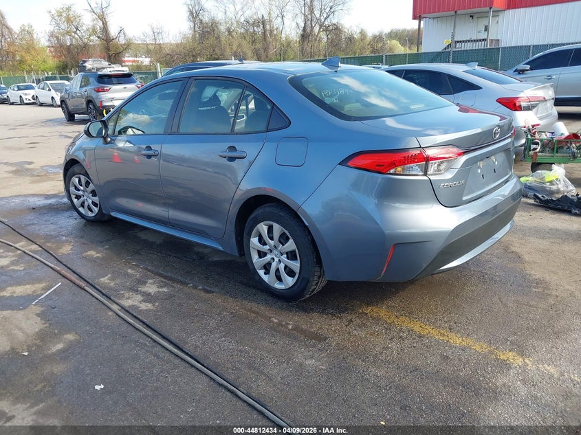 2022 Toyota Corolla VIN JTDEPMAE1N3005149 IAAI salvage auction — RIGHT SIDE, Salvage - Greater Than 75% (Maryland), sold $2,050 on 2026-07-30 (photo 3)