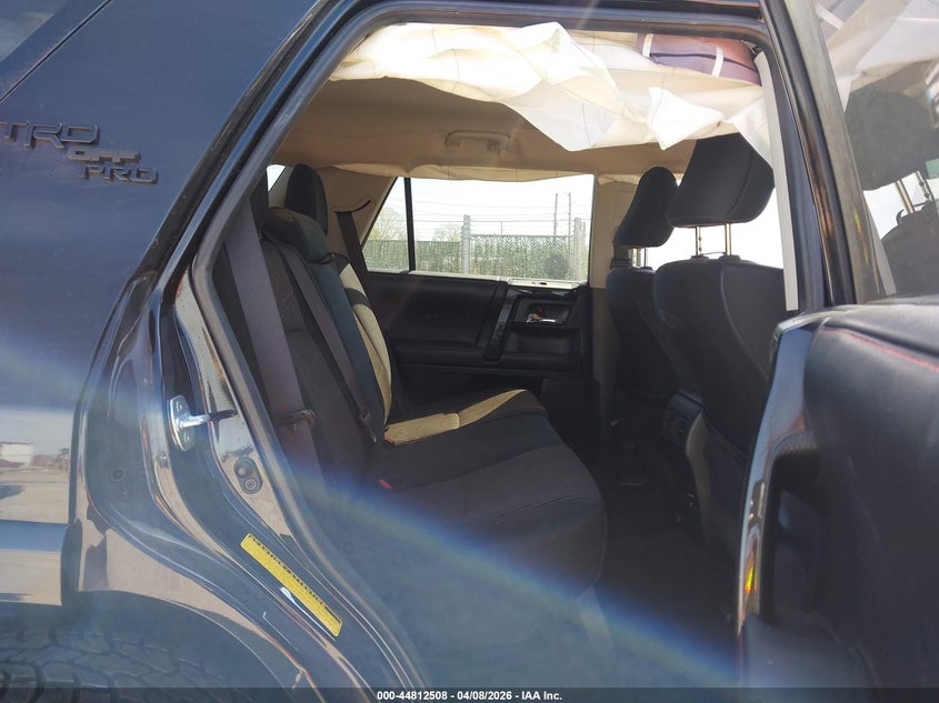 2018 Toyota 4runner VIN JTEBU5JR5J5486876 IAAI salvage auction — FRONT END, Salvage (Kansas), sold $525 on 2026-07-24 (photo 8)
