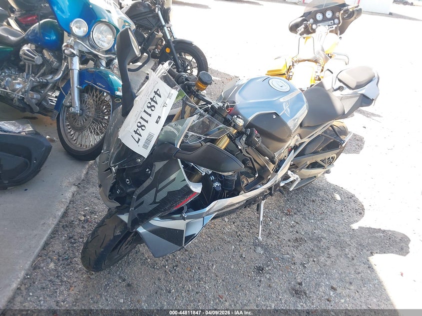 2025 BMW S 1000 VIN WB10P2308S6L16861 IAAI salvage auction — FRONT END, Salvage (Texas), sold $13,250 on 2026-07-07 (photo 2)
