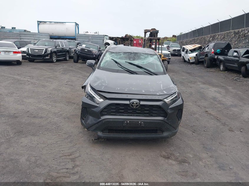 2023 Toyota Rav 4 VIN JTMK1RFV5PD099835 IAAI salvage auction — ROLLOVER, Salvage Title, sold $125 on 2026-07-28 (photo 6)