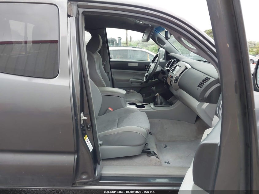2010 Toyota Tacoma VIN 5TEUU4EN7AZ746352 IAAI salvage auction — RIGHT FRONT, Clear (Hawaii), sold $5,550 on 2026-07-07 (photo 5)