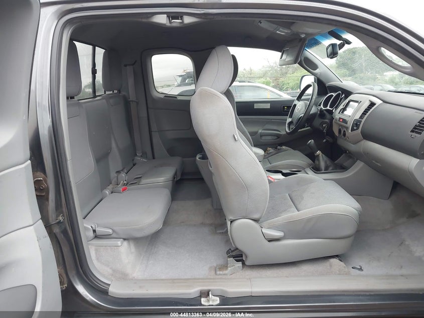 2010 Toyota Tacoma VIN 5TEUU4EN7AZ746352 IAAI salvage auction — RIGHT FRONT, Clear (Hawaii), sold $5,550 on 2026-07-07 (photo 8)