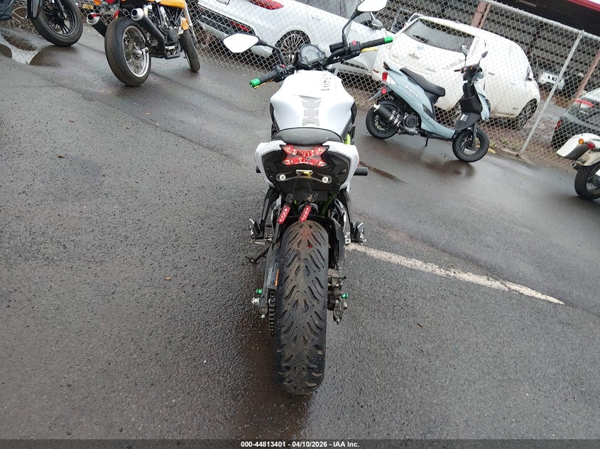 2017 Kawasaki Er VIN JKAEREG16HDA01887 IAAI salvage auction — WATER/FLOOD, Salvage Title, sold $25 on 2026-07-28 (photo 6)