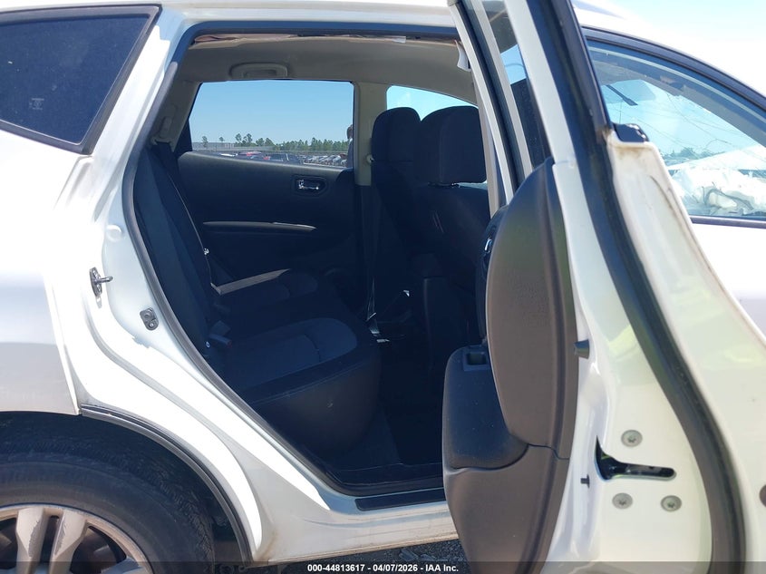 2013 Nissan Rogue VIN JN8AS5MV6DW136125 IAAI salvage auction — RIGHT FRONT, Wait Title, sold $75 on 2026-07-23 (photo 8)