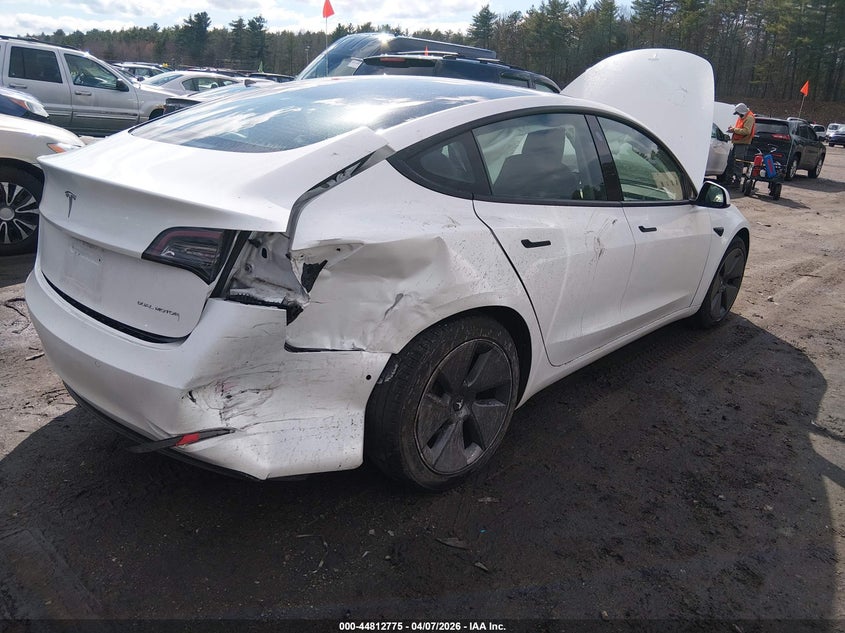 2021 Tesla Model 3 VIN 5YJ3E1EBXMF056355 IAAI salvage auction — REAR END, Salvage Title, sold $8,150 on 2026-07-17 (photo 4)